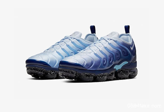 蓝白泼墨酷似星空!Nike VaporMax Plus新配色强势来袭! 货号:CK1411-400