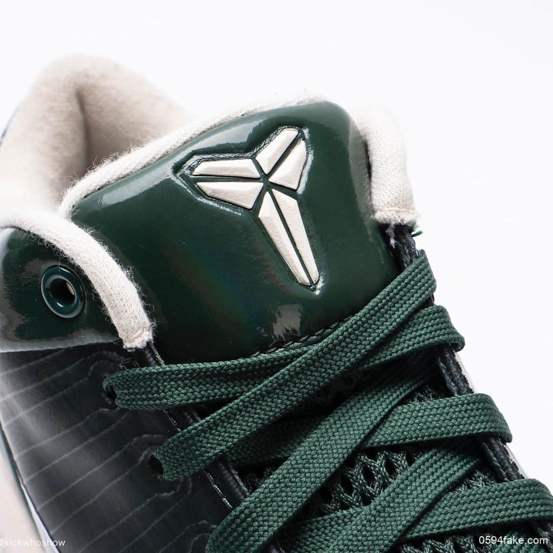 亮眼的深绿色漆面皮革!UNDEFEATED x Zoom Kobe 4 Protro这个复刻色必须安排! 货号:CQ3869-301