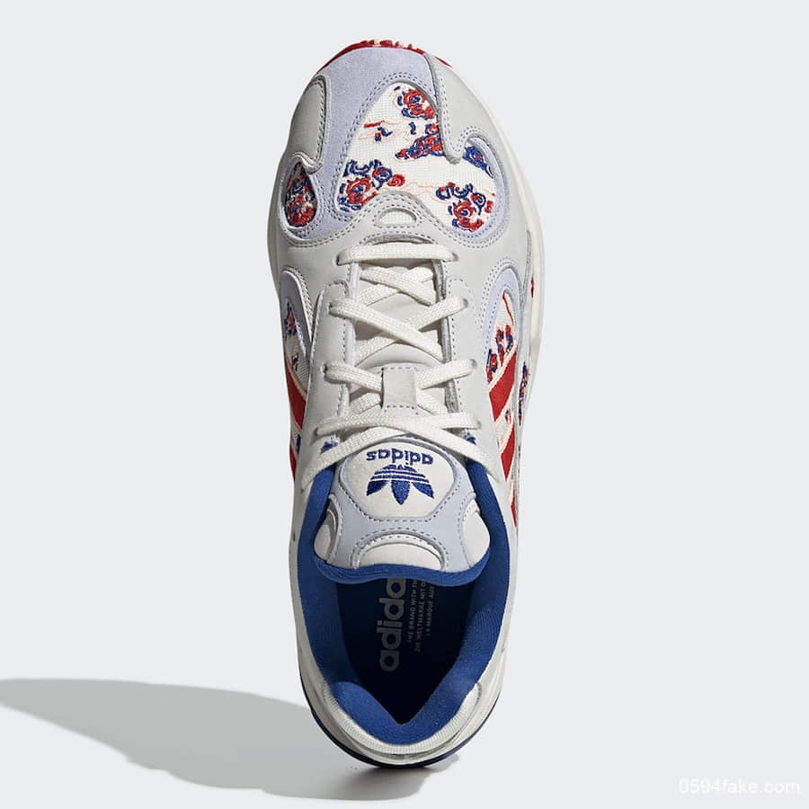 脚踏祥云来见你!你的意中人其实是这双Adidas Yung-1!货号:EE7087