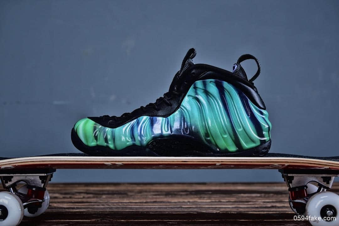 Nike Air Foamposite PRO Northern Lights耐克纯原真碳原底原面渠道订单极光喷泡3M反光 货号:840559-001