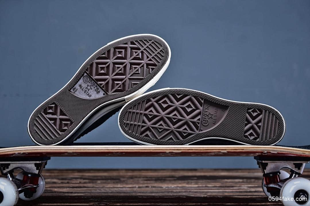 匡威Converse Chuck Taylor All Star 1970 OX复古三星标低帮运动硫化板鞋镂空纤维编织正确硅蓝中底 货号:164591C