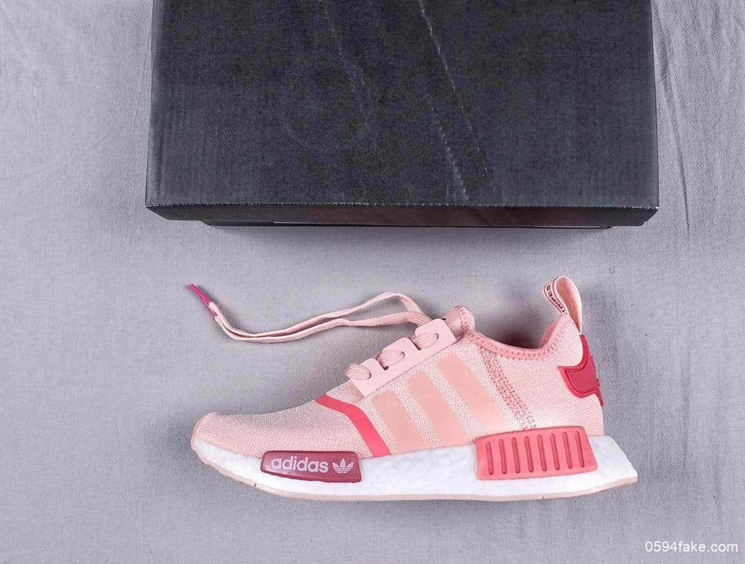 阿迪达斯Adidas NMD R1 Primeknit Triple Black针织面原装进口Boost原料高密度弹性针织首发新配色 货号:EG5647