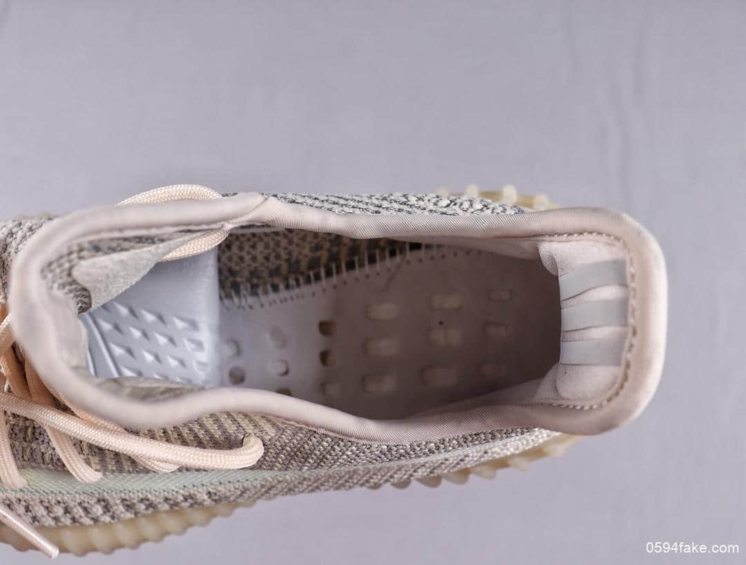 阿迪达斯Adidas YEEZY BOOST 350 V2 Citrin Reflective百搭轻便爆米花中底休闲运动慢跑鞋OG纯原镂空柠檬素浅黄拼接满天星 货号:FW5318