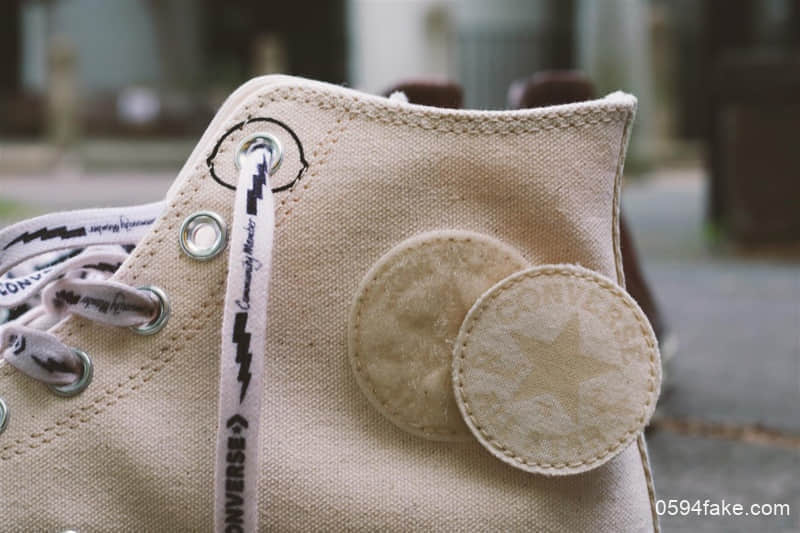 闪电点缀+半透明鞋底Converse x Offspring联名款即将发售!