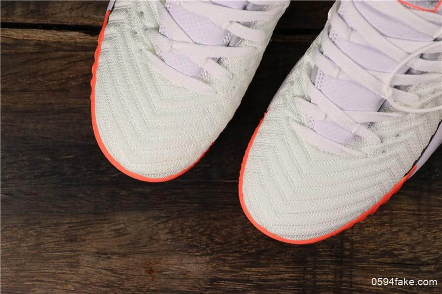 耐克LeBron XVI Hot Lava詹姆斯16代白粉热熔岩纯原版本实战运动篮球鞋 货号:CI1522-100