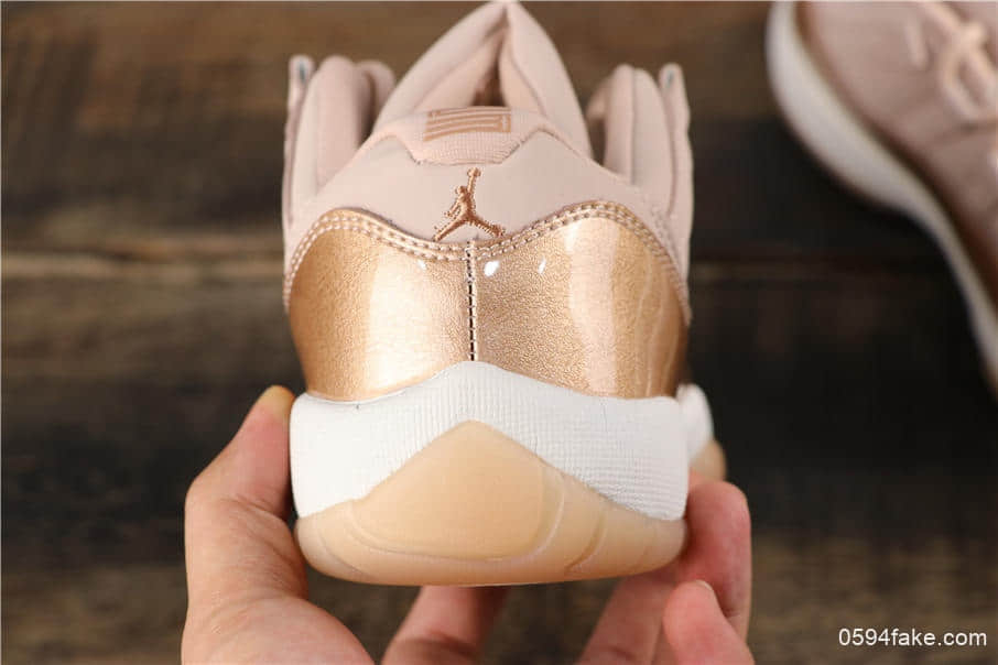 乔丹Air Jordan AJ11 Low Rose Gold玫瑰金AJ11女生专属配色低帮篮球鞋区别市面通货版本 货号:AH7860-105