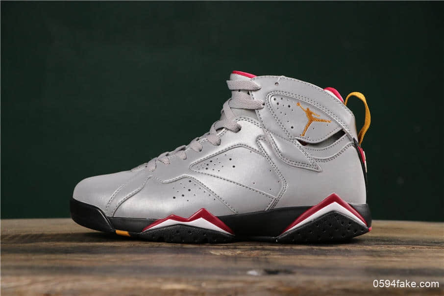 乔丹Air Jordan 7 Reflections of A Champion纯原版本反射银三连冠乔丹7代高帮实战篮球鞋 货号:BV6281-006