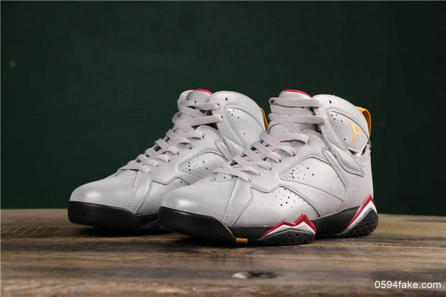 乔丹Air Jordan 7 Reflections of A Champion纯原版本反射银三连冠乔丹7代高帮实战篮球鞋 货号:BV6281-006