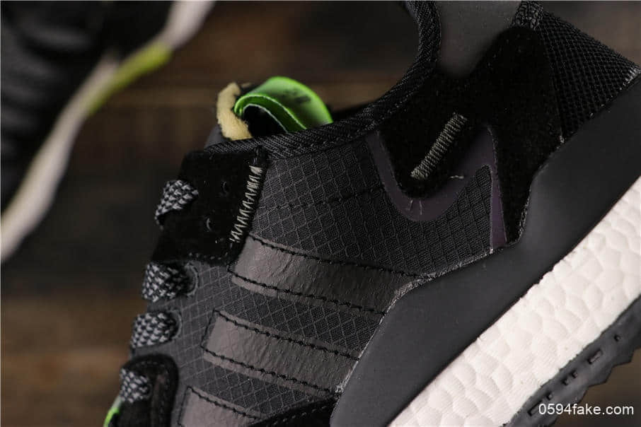 阿迪达斯Adidas Nite Jogger 2019 Boost夜行者真标高品质王嘉尔同款炫彩反光上海限定配色复古休闲运动跑鞋 货号:EG2202