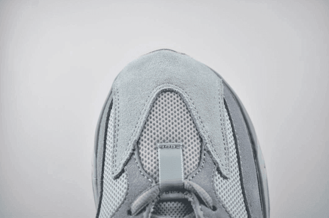 Adidas YEEZY 700 Boost惯性灰色 阿迪达斯公司级椰子700侃爷复古老爹鞋 货号:EG7597
