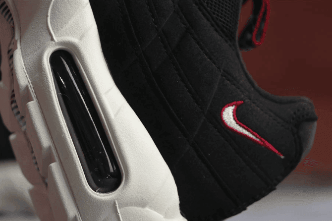 Nike Air Max 95 Pull Tab Pack TT黑白色 耐克公司级子弹系列95串标内置黑白气垫 货号：AJ1844-002