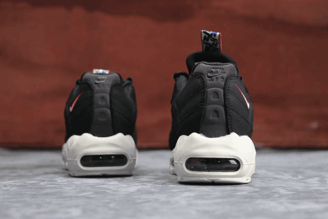 Nike Air Max 95 Pull Tab Pack TT黑白色 耐克公司级子弹系列95串标内置黑白气垫 货号：AJ1844-002
