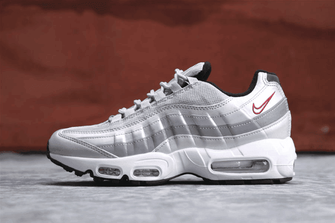 Nike Air Max 95 QS灰银 耐克公司级子弹95元年复刻内置灰银气垫 货号：814914-002