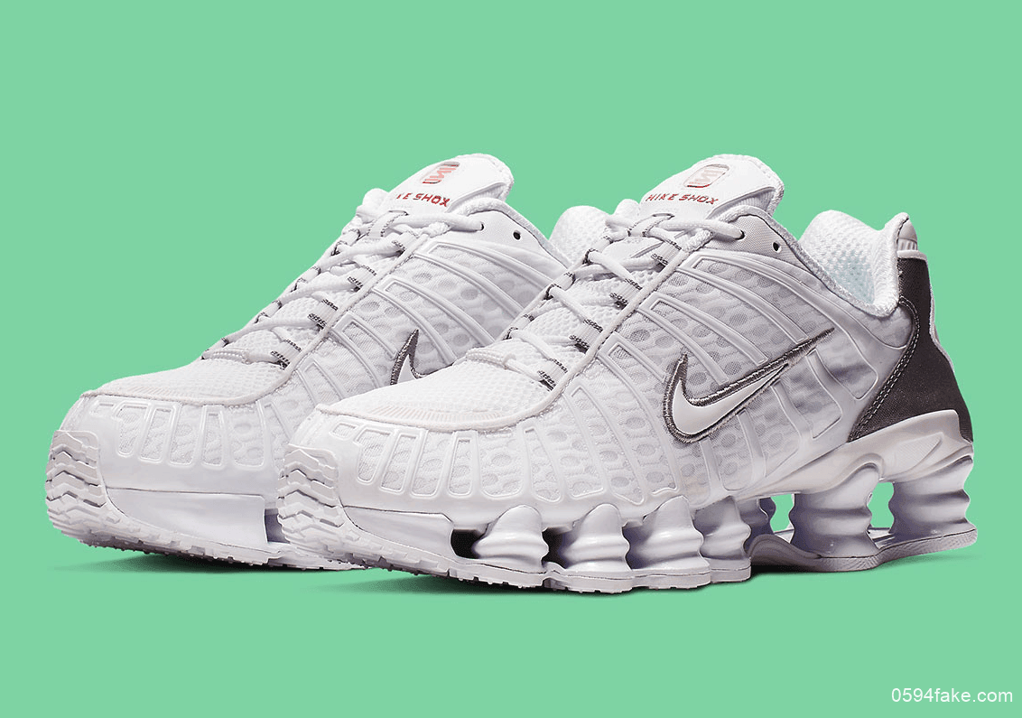 Nike Shox TL全新白银配色现已发售!喜欢的小伙伴可以入手啦 货号:AV3595-100