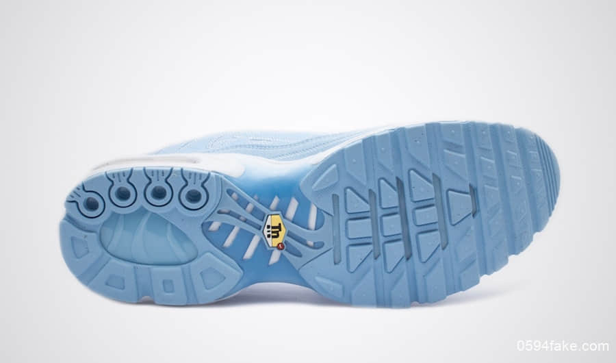 解构版Nike Air Max Plus你期待吗?此款配色预计将于8月8日发售 货号:CD0882-400