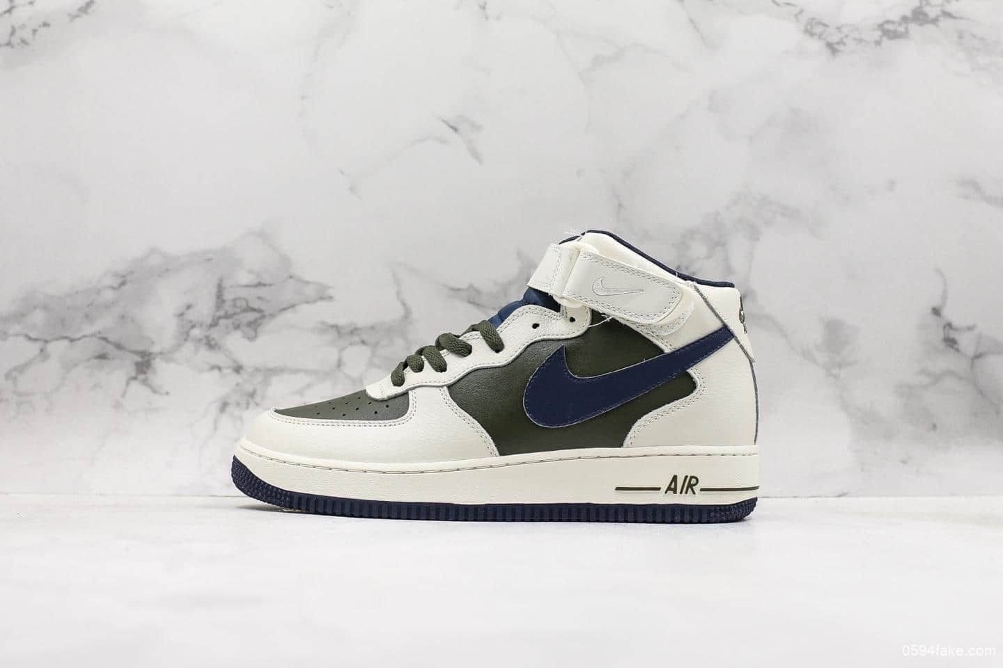 耐克Nike Air Force 1 Hi YOHOOD空军一号低帮公司级版本原楦头原值班打造内置气垫原盒原标中底钢印 货号:808788-100