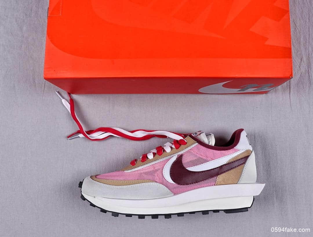 耐克SACAI x NIKE LDV Waffle华夫系列走秀款纯原版本网纱皮面拼接双勾Swoosh跑步鞋 货号:BV0073-500