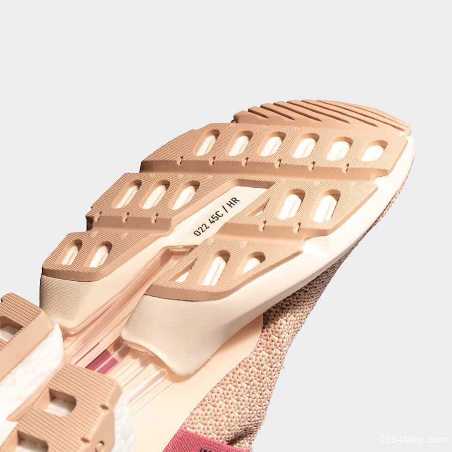 病邪驱散!扁桃体快走开!adidas Originals POD S3.1新配色现已发售 货号:EF3859