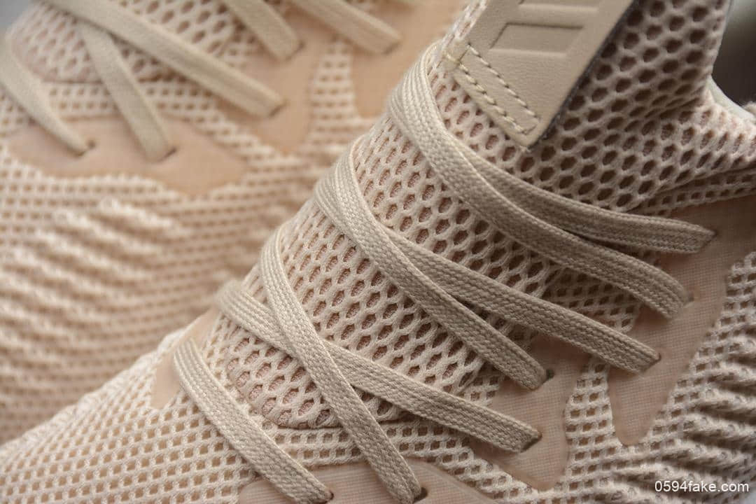 阿迪达斯adidas Alphaboost System米黄公司级带半码阿尔法透气跑步鞋耐磨马牌大底 货号:EF1164