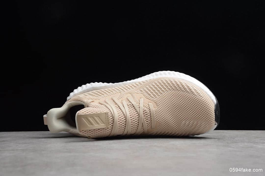 阿迪达斯adidas Alphaboost System米黄公司级带半码阿尔法透气跑步鞋耐磨马牌大底 货号:EF1164