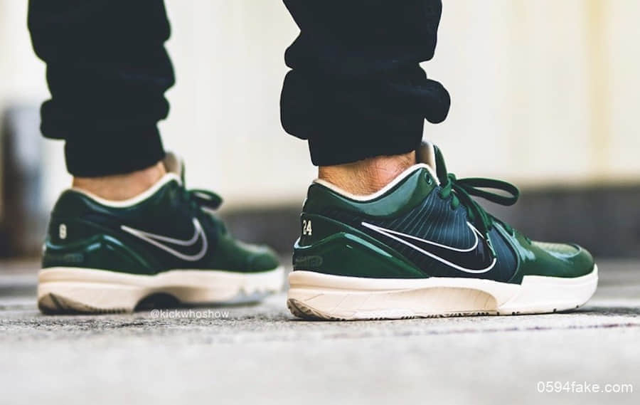 白绿配色上脚图曝光!超酷炫!UNDEFEATED x Nike Kobe 4 Protro系列将于8月24日发售!