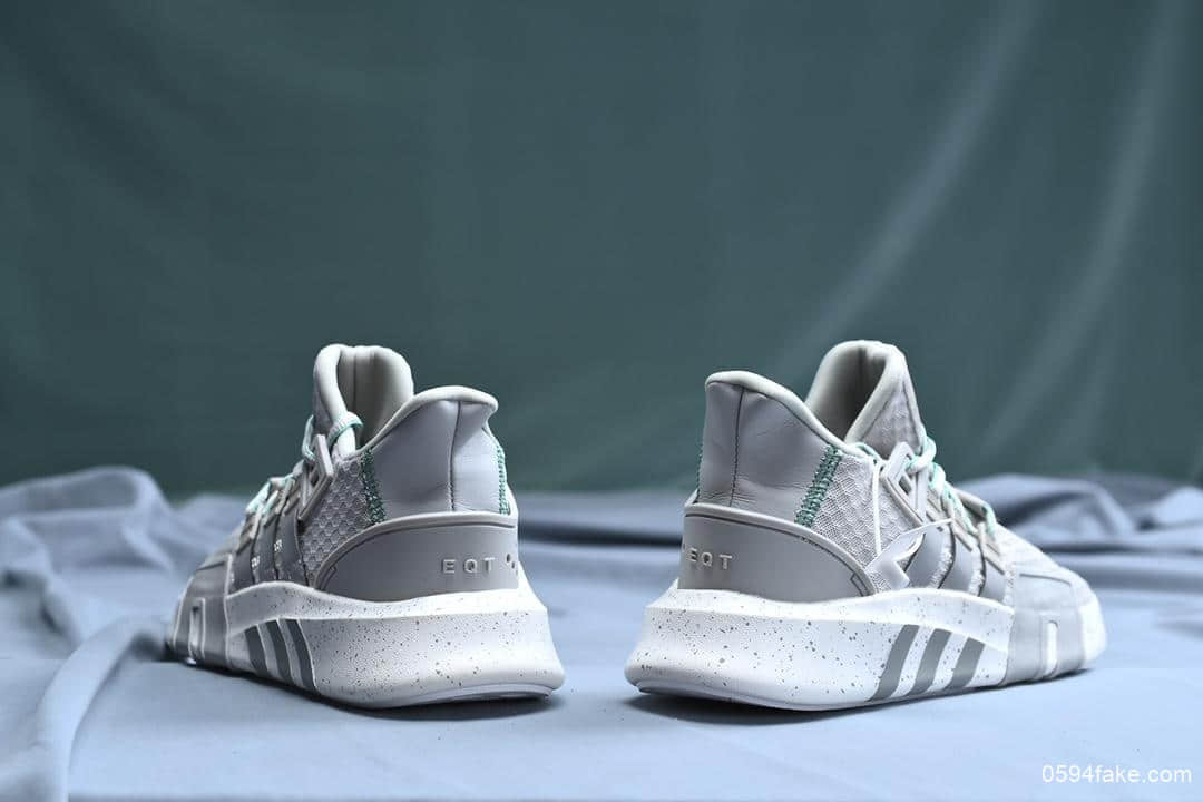 阿迪达斯Adidas EQT BASK ADV支撑者系列透气轻便复古慢跑鞋公司级版本原鞋开发正确PU镂空底 货号:BD7792