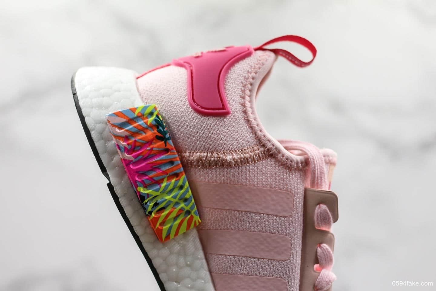 阿迪达斯Adidas NMD R1 Primeknit Triple Black针织面原装进口Boost原料高密度弹性针织休闲运动鞋NMD纯原版本 货号:EF2305