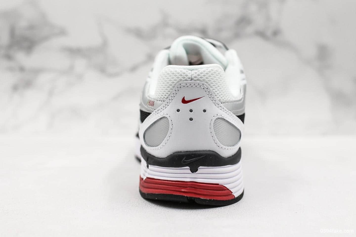 耐克Nike P-6000 CNPT0 Silver Laser Fuchsia系列复古老爹风休闲运动舒适跑鞋纯原版本老爹鞋 货号：BV1021-101