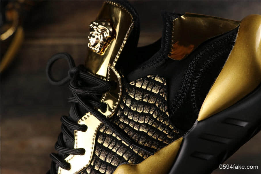 阿迪达斯Y-3 Kaiwa Chunky Sneakers纯原版本凯瓦系列复古百搭轻量老爹鞋范思哲黑水拉纹 货号:VV6688