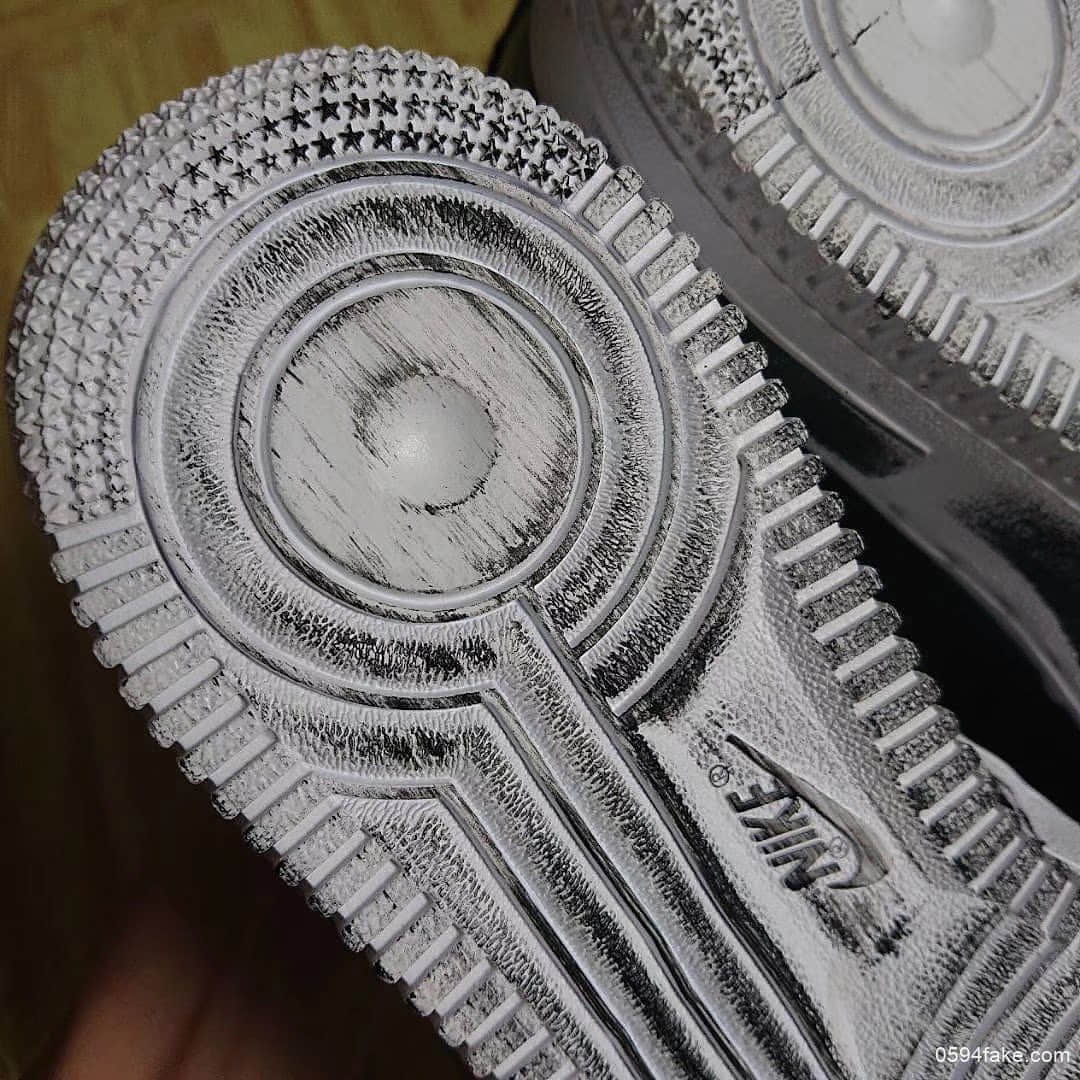 PEACEMINUSONE x Nike Air Force 1细节图释出!双层鞋面还能这么玩!