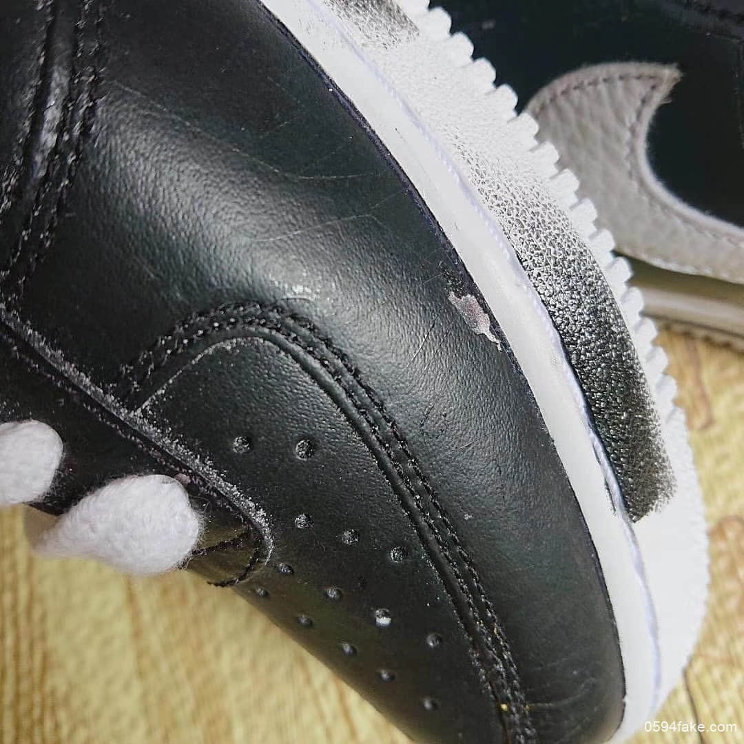 PEACEMINUSONE x Nike Air Force 1细节图释出!双层鞋面还能这么玩!