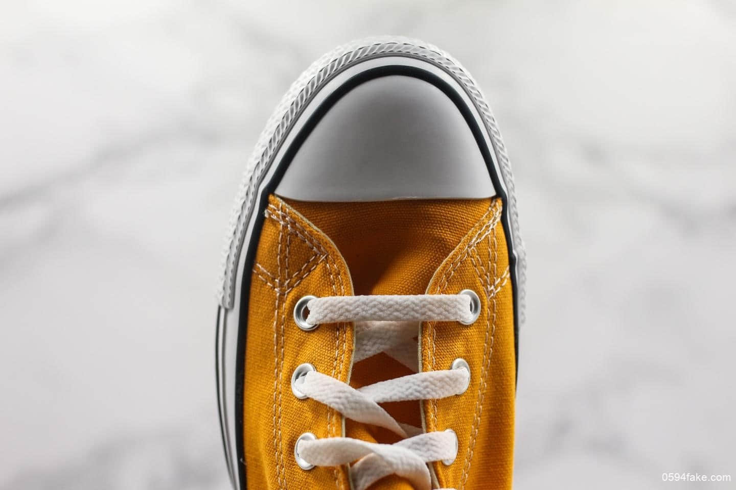 匡威 Chuck Taylor All Star Core Hi经典中性高帮帆布休闲运动硫化鞋 货号:159674C