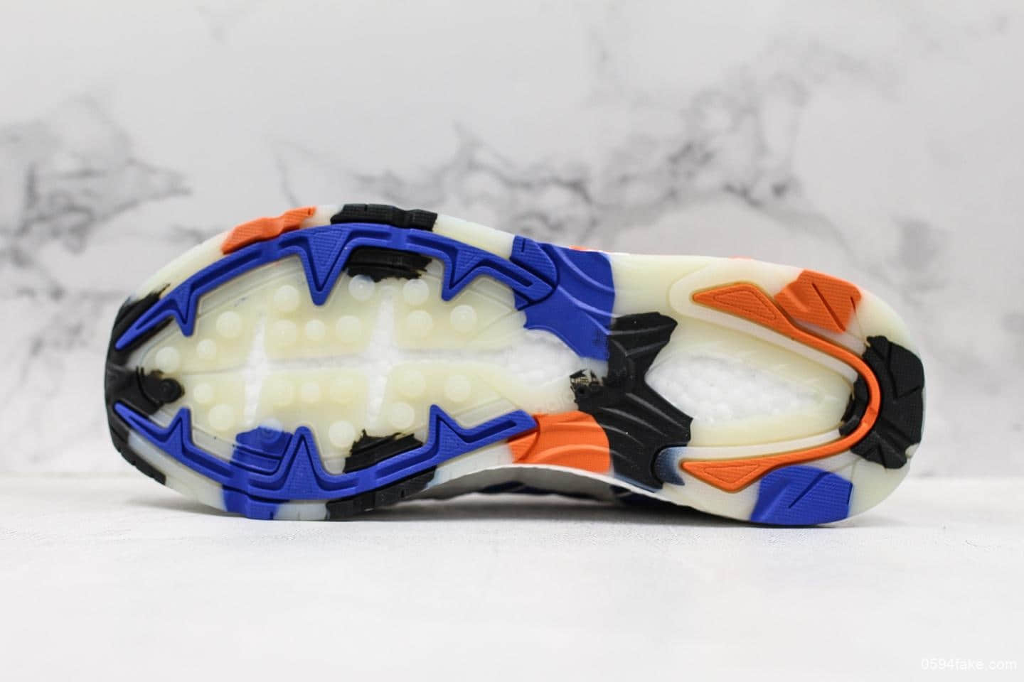 阿迪达斯Adidas Tresc Run Boost火焰真爆米花复古休闲运动跑步鞋公司级版本原盒原标 货号:EG4892