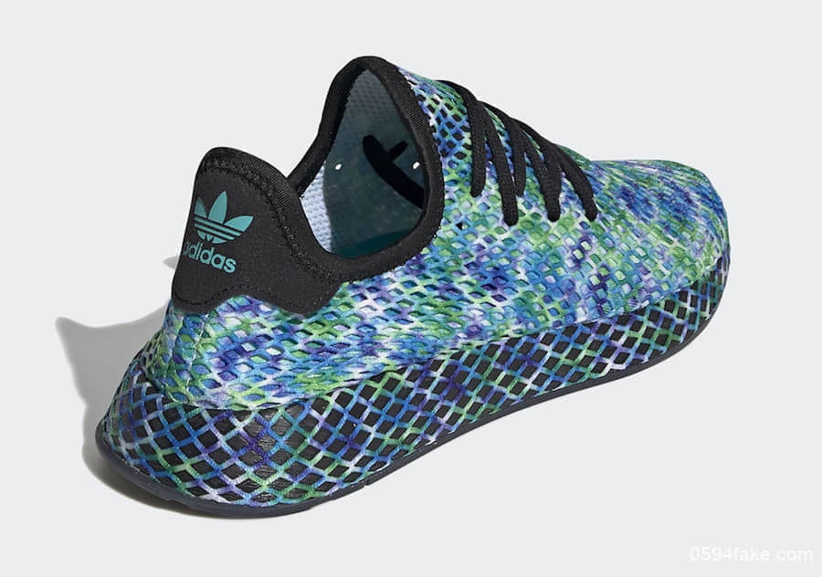 adidas Deerupt新配色释出!蓝绿色鞋面看起来超梦幻! 货号:EE5671