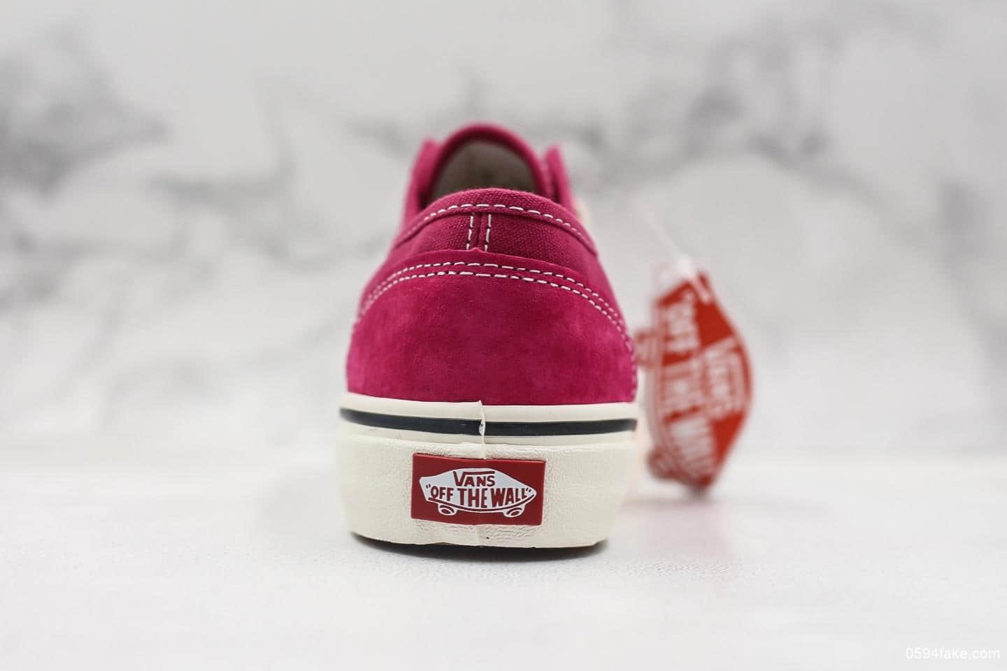 万斯Style 36 Cecon SF权志龙小头杀人鲸玫瑰真标带半码 新版原盒真标硫化 货号:NN0A3MVLVTK