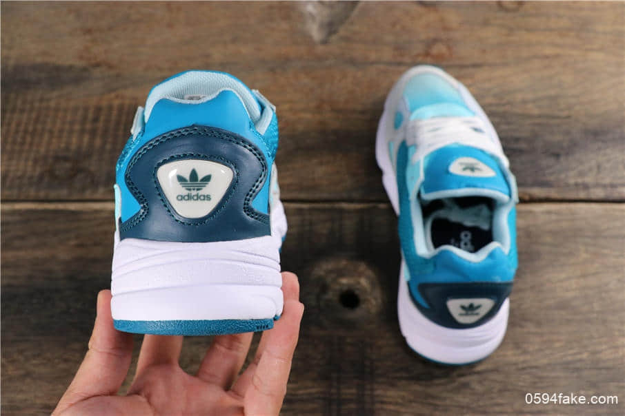 阿迪达斯Adidas Originals Falcon W 三叶草复古时尚跑步鞋减震休闲鞋杨幂杨颖同款 货号:EF1963