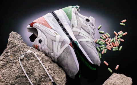 只在纽约店铺独家发售而且还限量!这双Afew x Diadora N.9000“Highly Addictive NYC”入手颇有难度