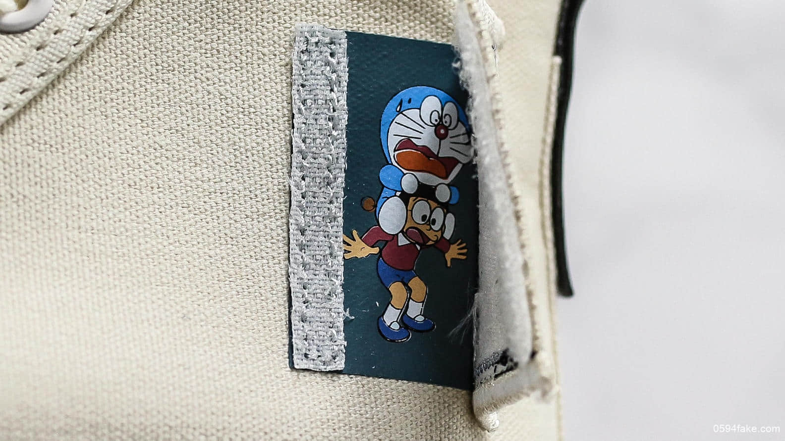 Kappa卡帕哆啦A梦联名饼干板鞋米白色公司级 魔术贴任意门串标 水晶大底模具 全新软底气囊 货号:K09Y5VS82-012