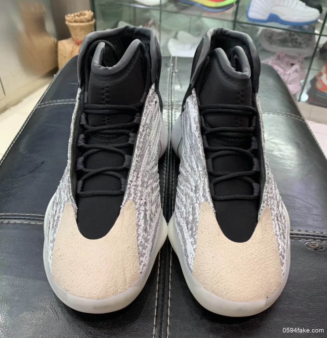 Yeezy系列第一双篮球鞋!Yeezy Basketball “Quantum”或将于2020年NBA全明星周末期间推出! 货号:EG1535
