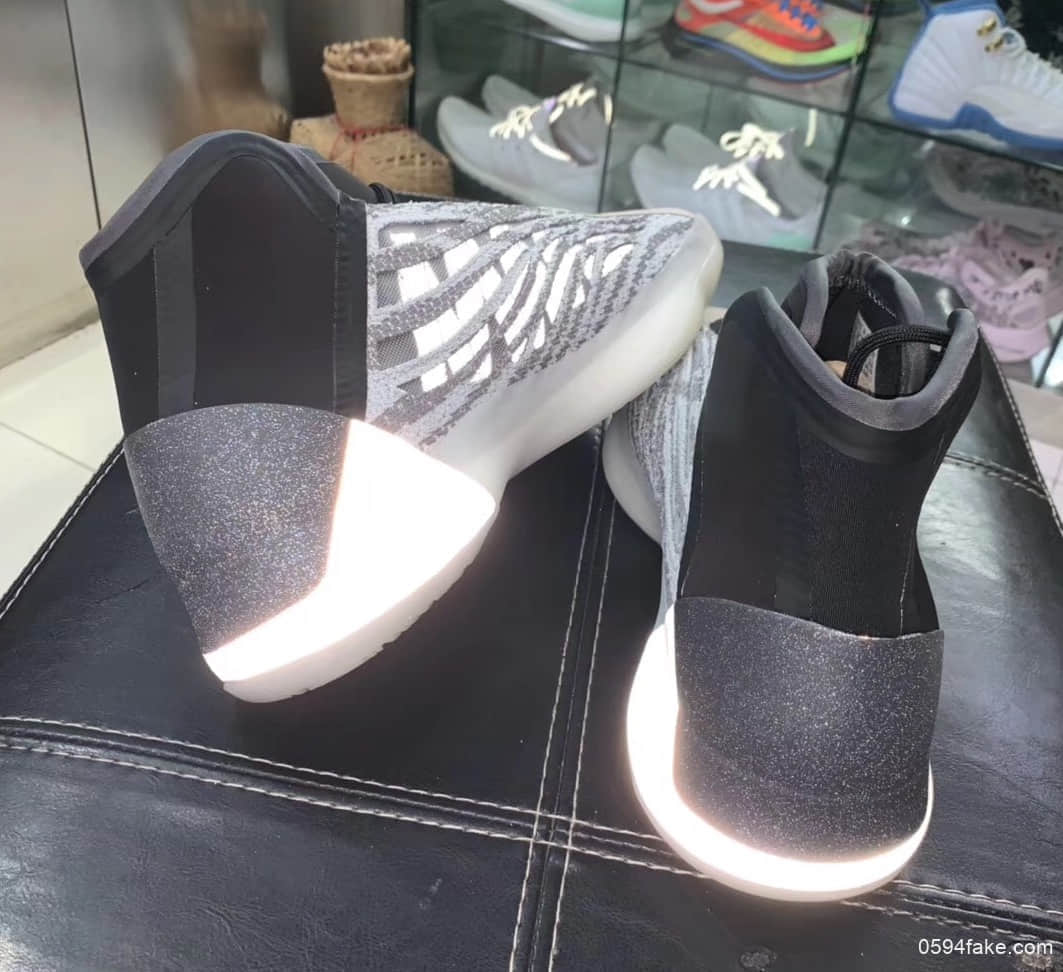 Yeezy系列第一双篮球鞋!Yeezy Basketball “Quantum”或将于2020年NBA全明星周末期间推出! 货号:EG1535