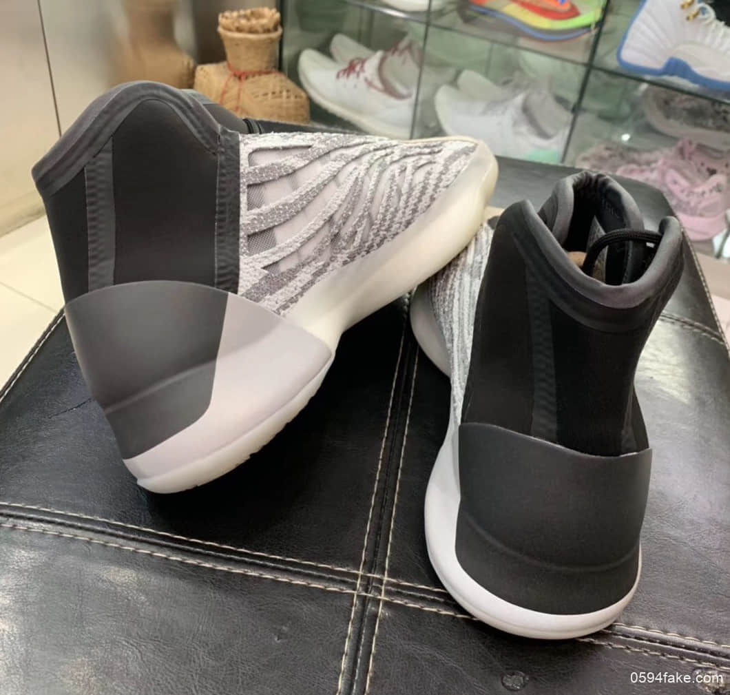 Yeezy系列第一双篮球鞋!Yeezy Basketball “Quantum”或将于2020年NBA全明星周末期间推出! 货号:EG1535
