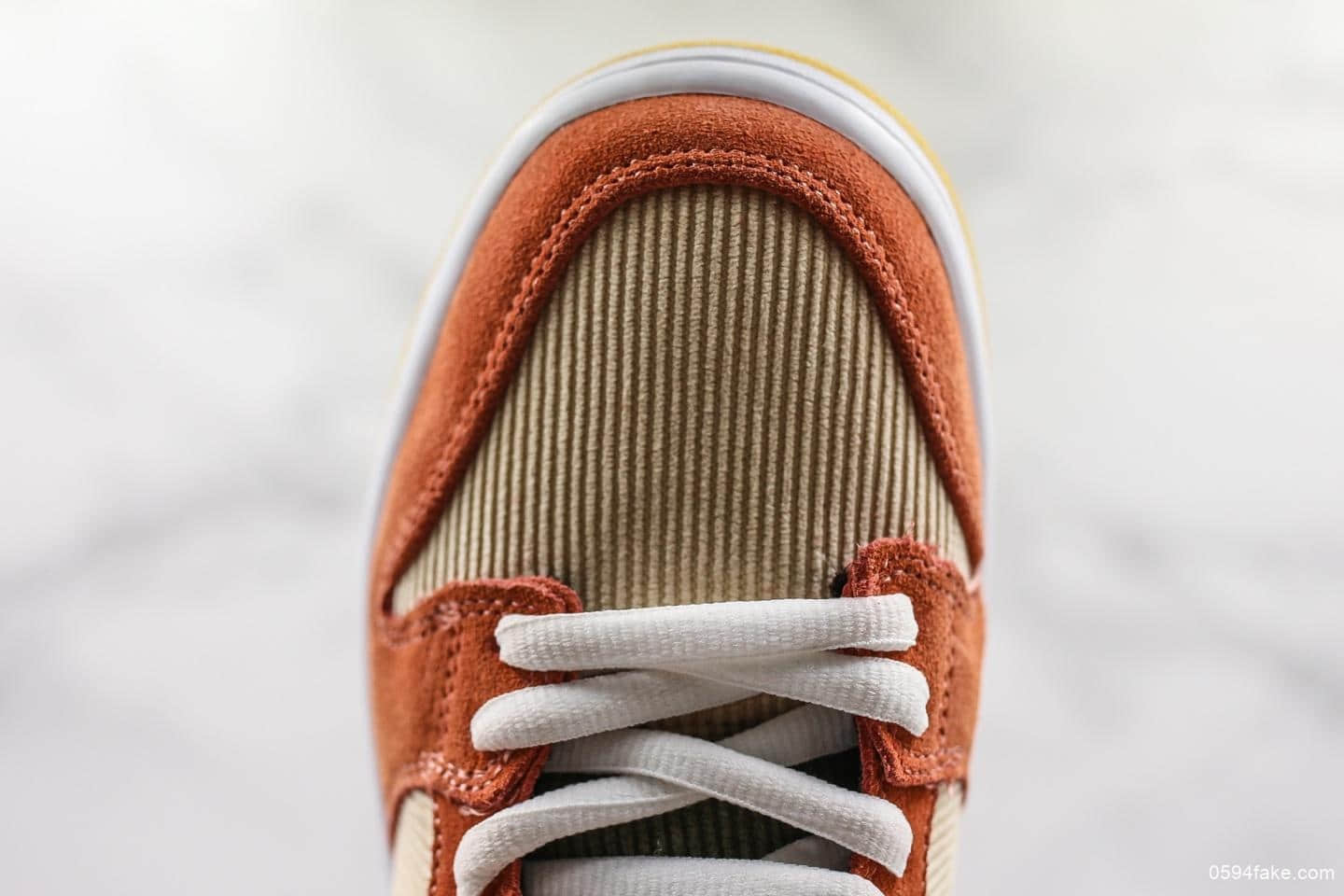 耐克Nike SB Dunk Low Corduroy Dusty公司级版本扣篮系列低帮经典百搭休闲运动板鞋灯芯绒橙蓝 货号：BQ6817-201