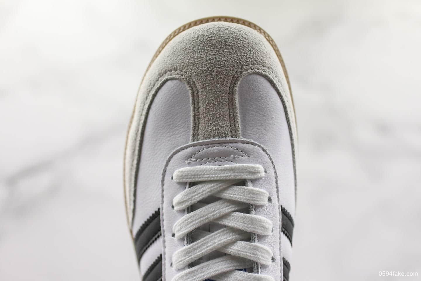 阿迪达斯Adidas Samba OG Club公司级版本桑巴纪念日系列白绿平底室内足球风复古休跑鞋白黑生胶 货号:B75806