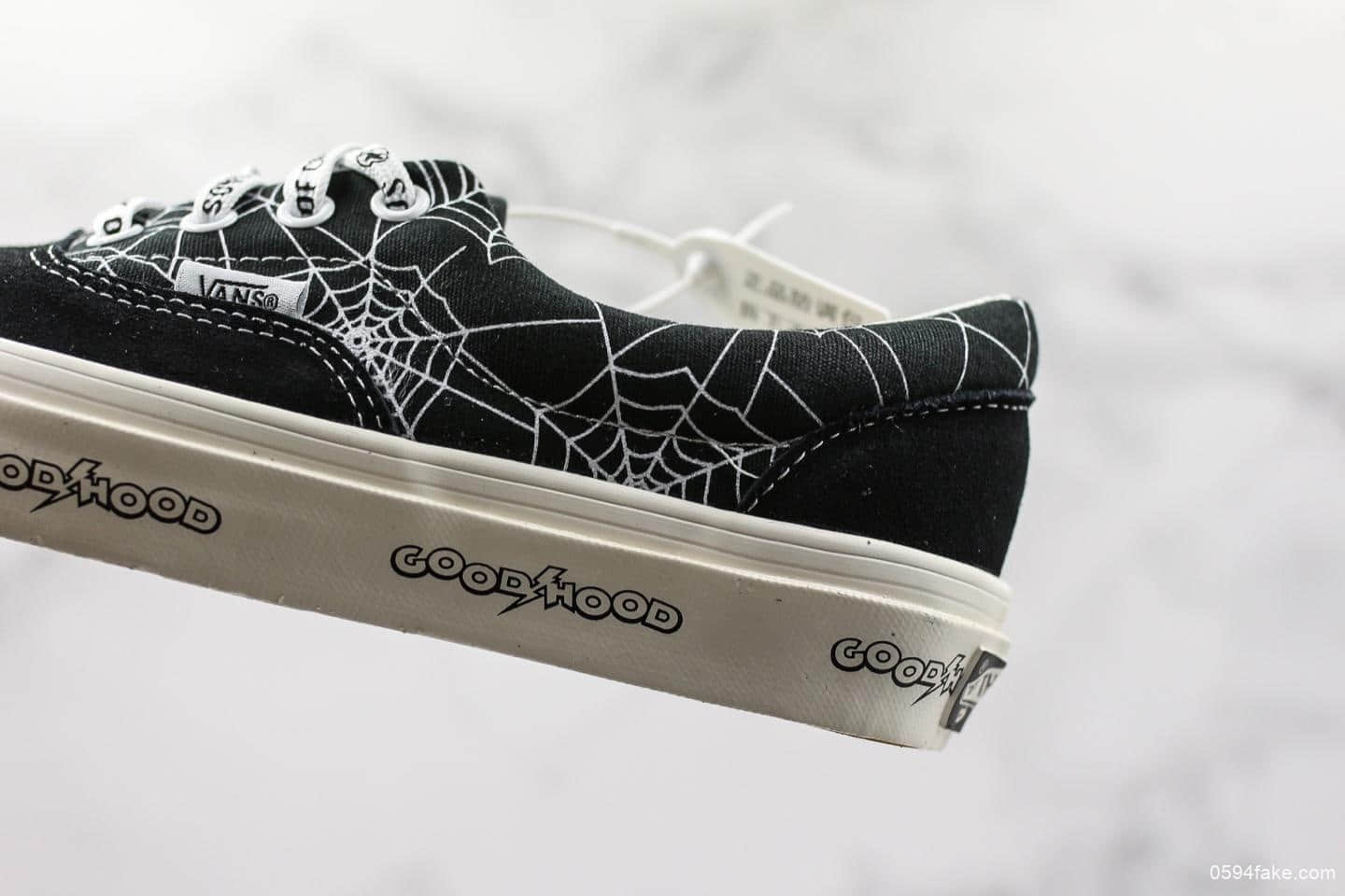 万斯Goodhood x Vans Vault Love in the Time of Chaos联名低帮板鞋公司级带半码 1:1硫化工艺真标原钢印 货号:VN000UDO7Q