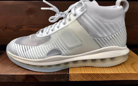 简约气质挂!John Elliott x Nike LeBron Icon“Summit White”将于9月13日发售 货号:AQ0114-101
