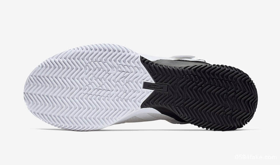 Nike LeBron Soldier 13新配色登场!还是黑白配却有些不一样! 货号:AR4228-100