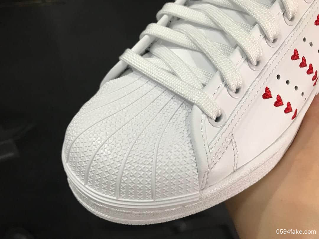 阿迪达斯adidas Originals Superstars J公司级版本三叶草贝壳头七夕情人节限定配色经典百搭休闲运动板鞋 货号:EG5811