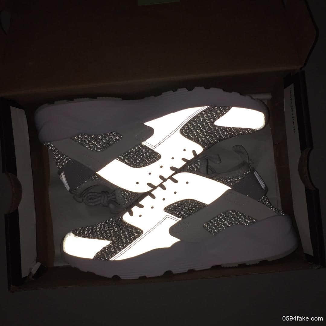 耐克Nike Air Huarache Ultra Suede ID公司级华莱士四代复古慢跑鞋满天星系列 货号:819685-168