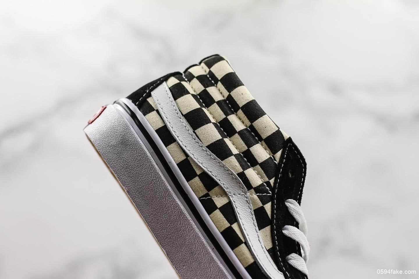 万斯Vans Sk8-Mid中帮棋盘格真标硫化工艺原厂ICC钢印原盒原标 货号:VN0A391FQXH