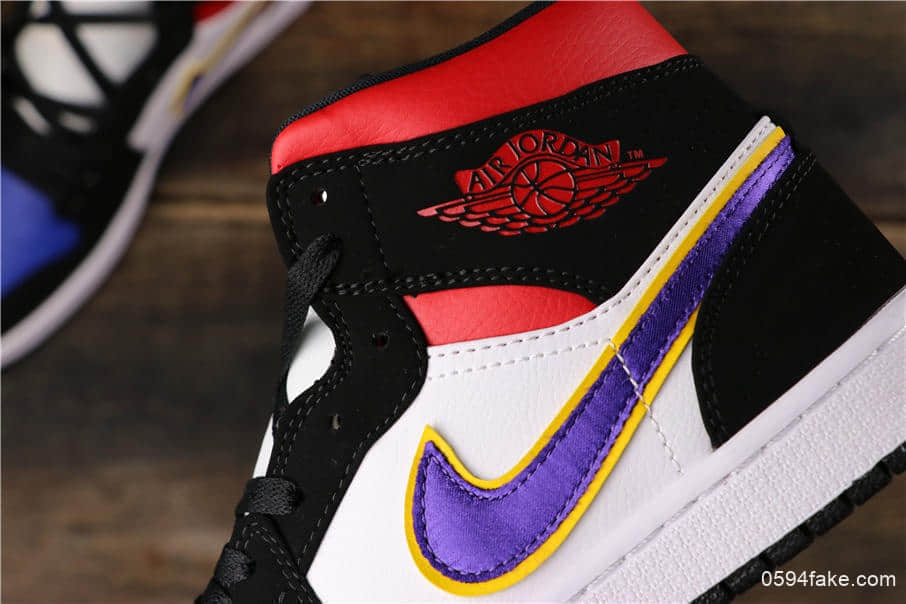 乔丹Air Jordan 1 Mid SE “What The”乔1中帮皇家蓝公司级版本原盒原标区别市面通货版本 货号:852542-005